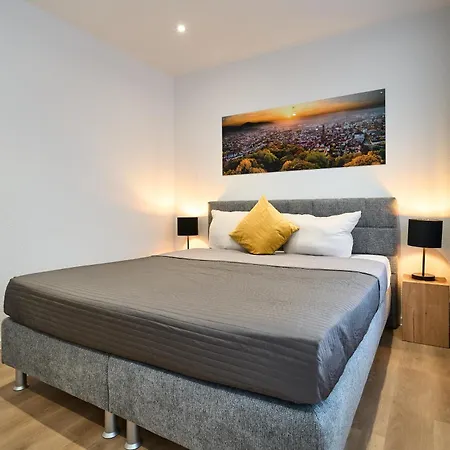 Deluxe Friedrichstrasse * Freiburg im Breisgau